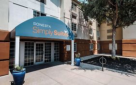Sonesta Simply Suites Fort Worth